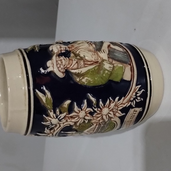 Beer Stein mug couple with church theme blue and cream - Picture 4 of 9